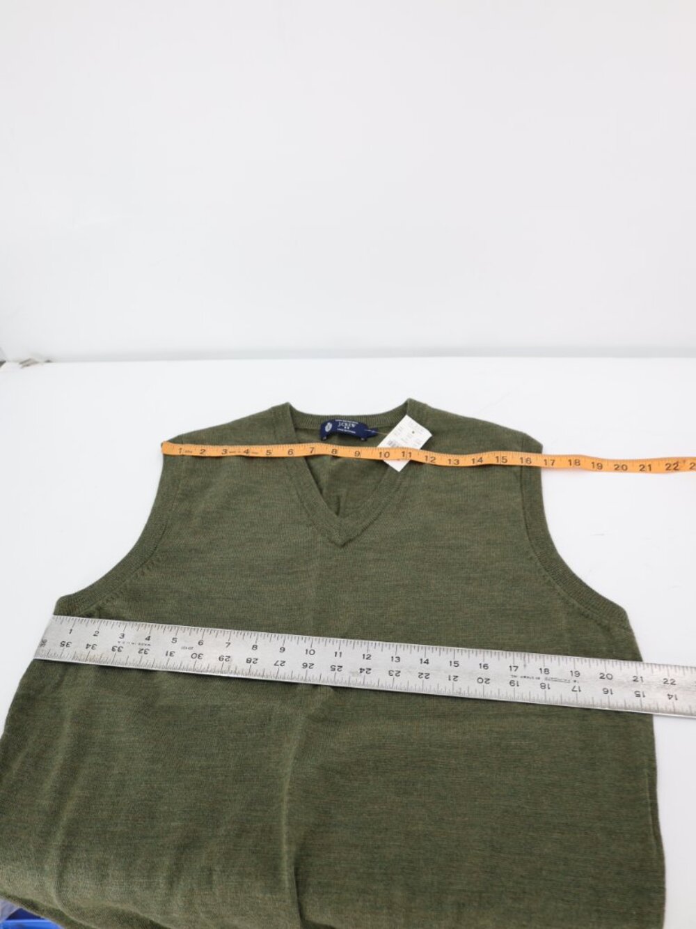 NWT J Crew Sweater Vest Mens Large Merino Wool V Neck Sleeveless Green preppy - Picture 8 of 8